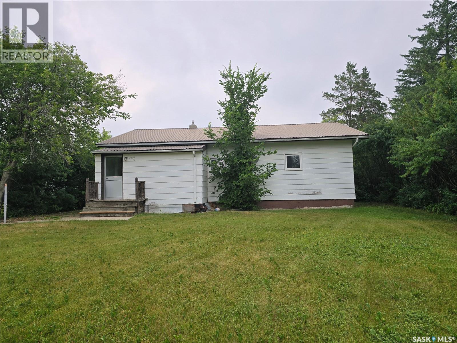 707 Poplar Street, Wolseley, SK - Outdoor