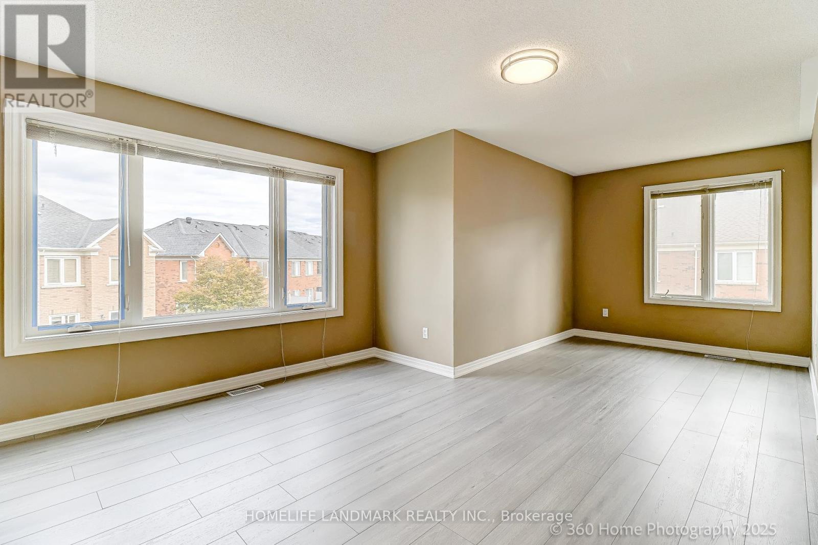 189 Leitchcroft Crescent, Markham, ON - Indoor Photo Showing Other Room