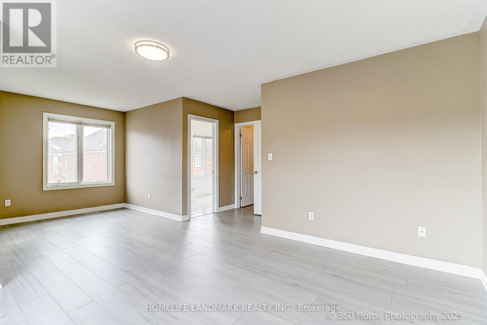 189 Leitchcroft Crescent, Markham, ON - Indoor Photo Showing Other Room