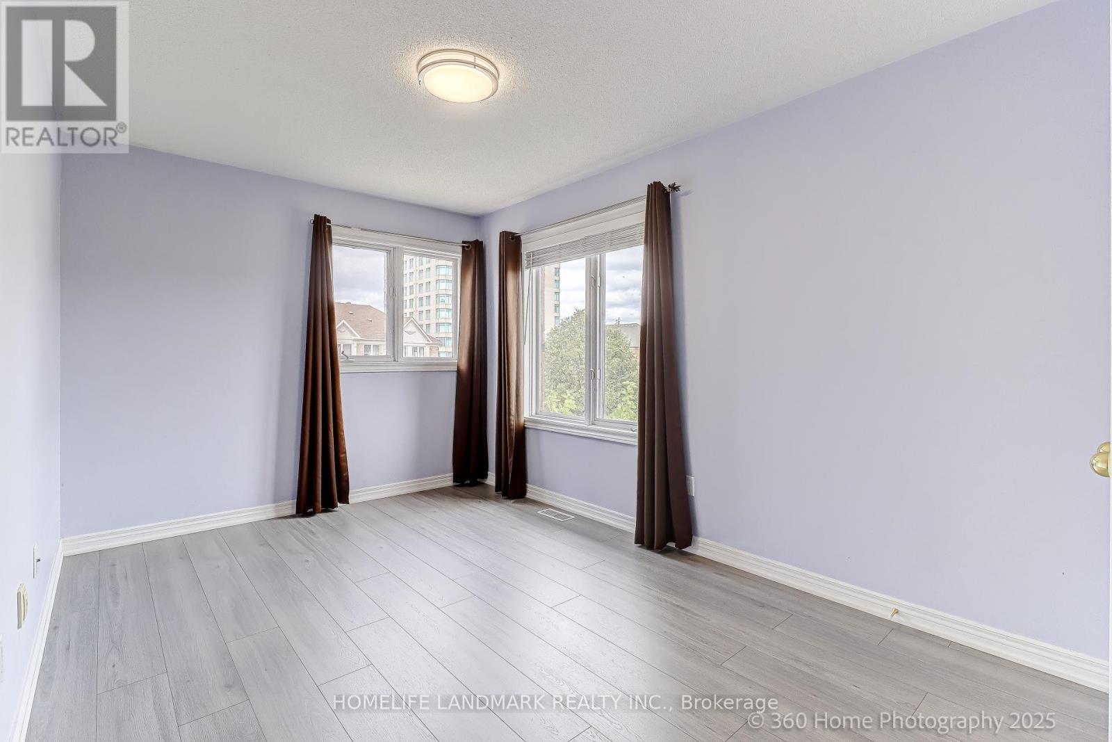 189 Leitchcroft Crescent, Markham, ON - Indoor Photo Showing Other Room