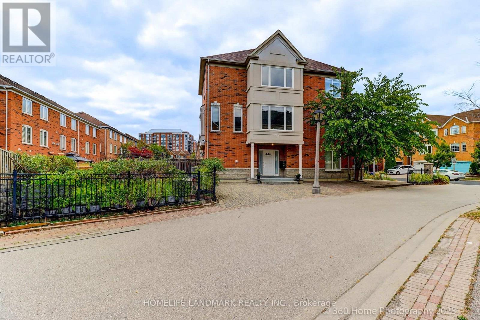 189 Leitchcroft Crescent, Markham, ON - Outdoor With Facade