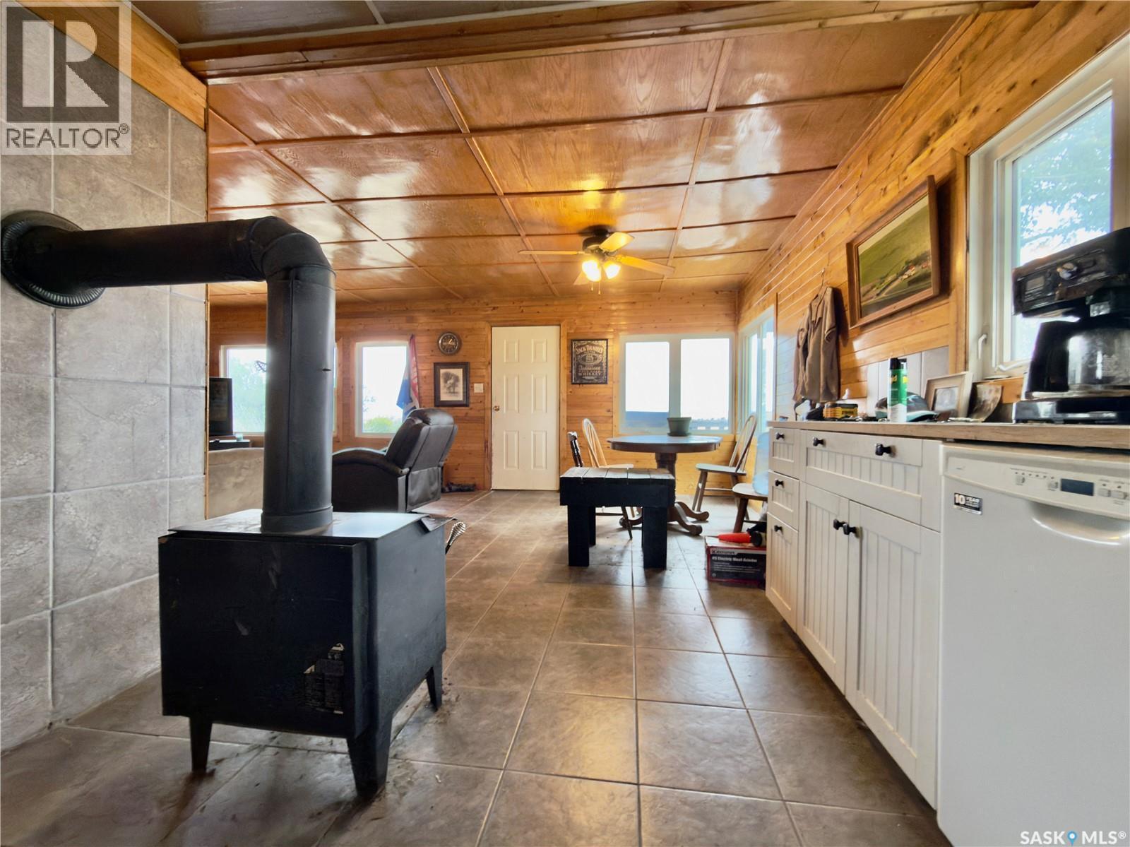 Gull Lake Acreage - Sutherland, Gull Lake Rm No. 139, SK - Indoor