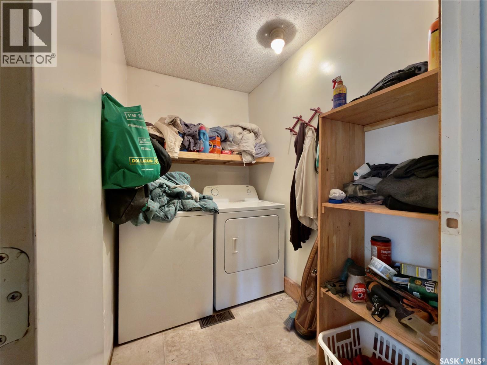 Gull Lake Acreage - Sutherland, Gull Lake Rm No. 139, SK - Indoor Photo Showing Laundry Room