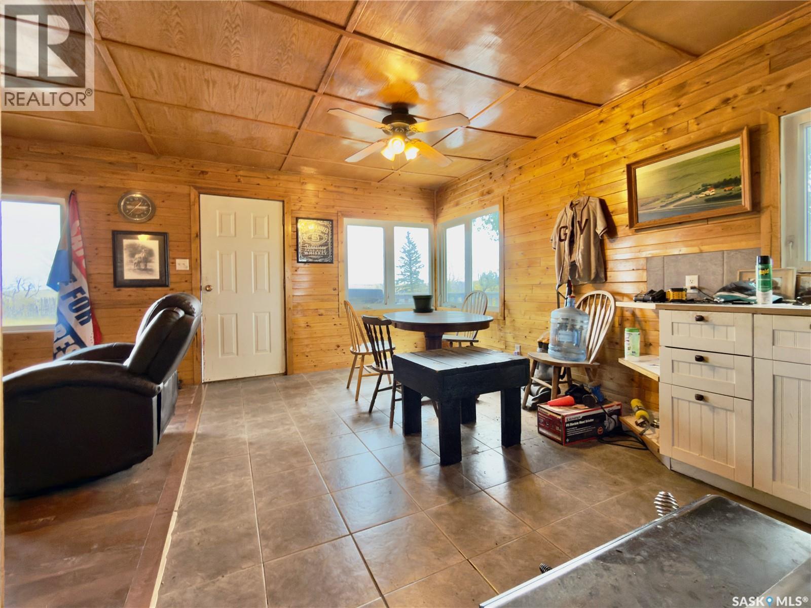 Gull Lake Acreage - Sutherland, Gull Lake Rm No. 139, SK - Indoor