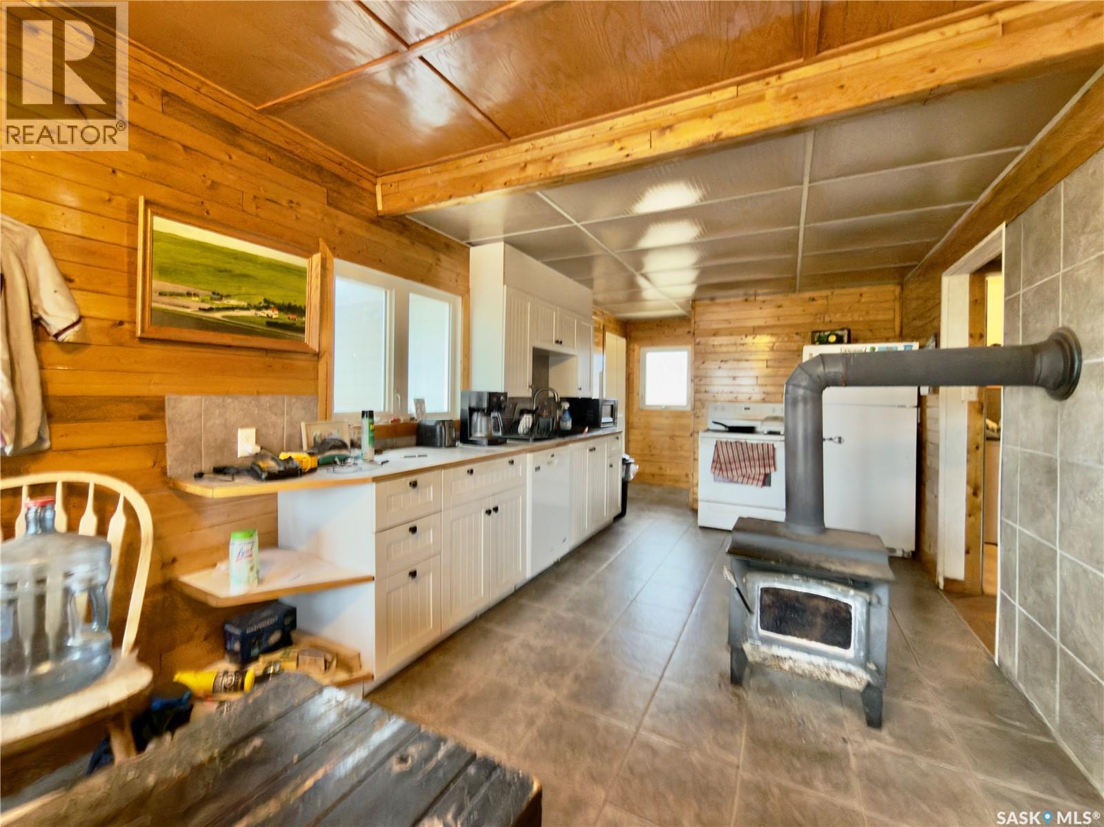 Gull Lake Acreage - Sutherland, Gull Lake Rm No. 139, SK - Indoor