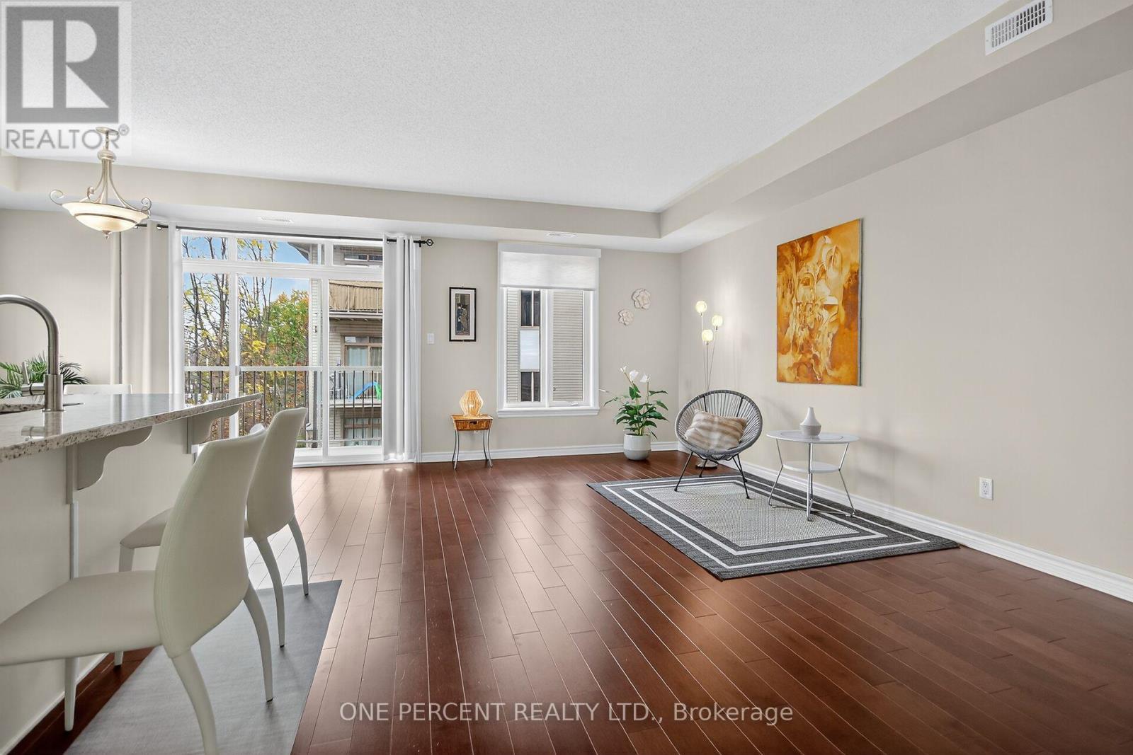 F - 66 Tipperary Private, Ottawa, ON - Indoor