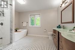 Master Ensuite -