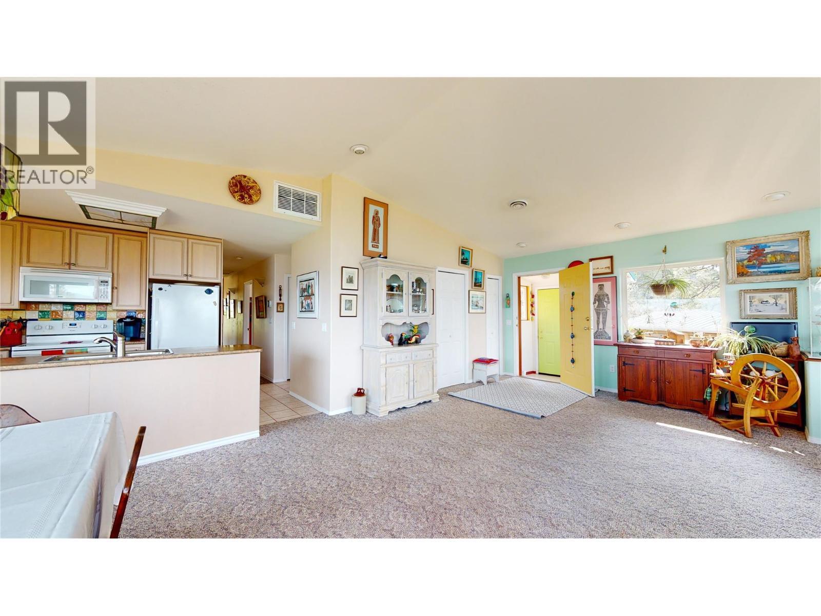 1200 Hwy 3, Osoyoos, BC - Indoor Photo Showing Kitchen
