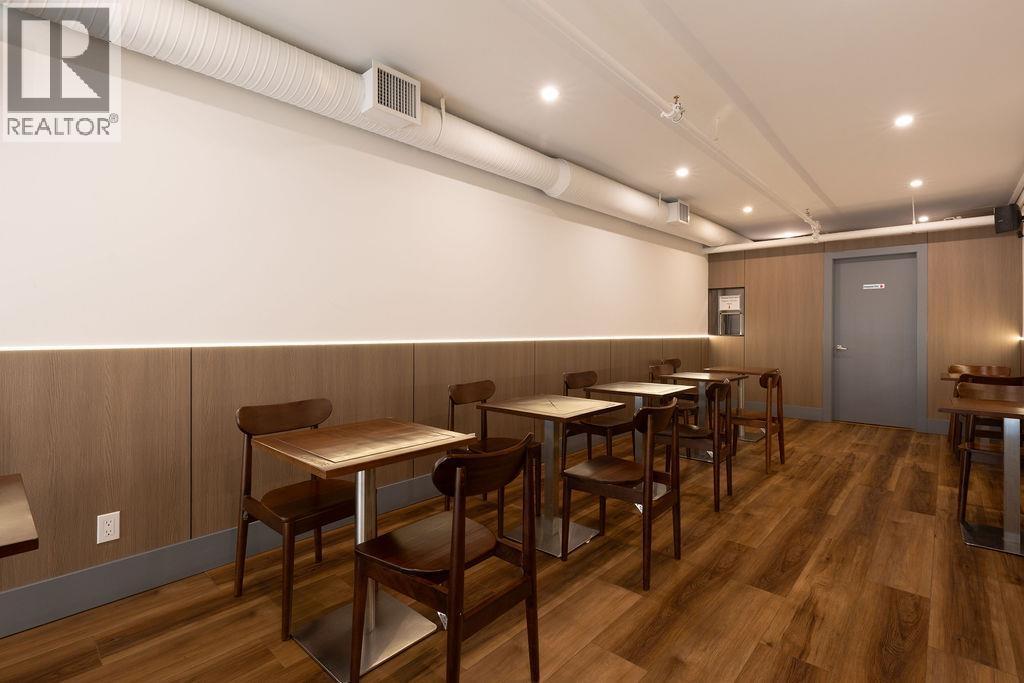 2815 W Broadway, Vancouver, BC