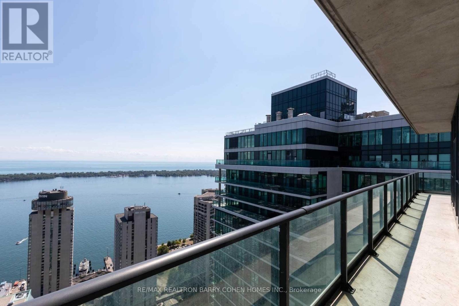 5101 - 16 Harbour Street, Toronto, ON - Outdoor With Body Of Water With Balcony With View