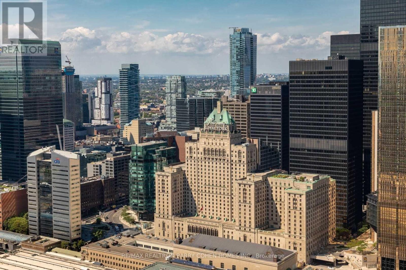 5101 - 16 Harbour Street, Toronto, ON - Outdoor