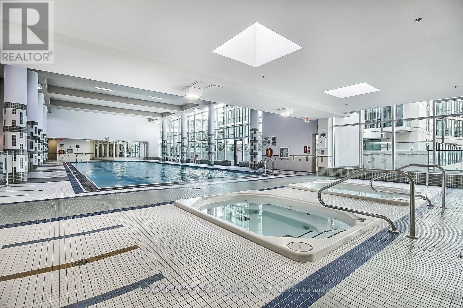 5101 - 16 Harbour Street, Toronto, ON - Indoor Photo Showing Other Room With In Ground Pool