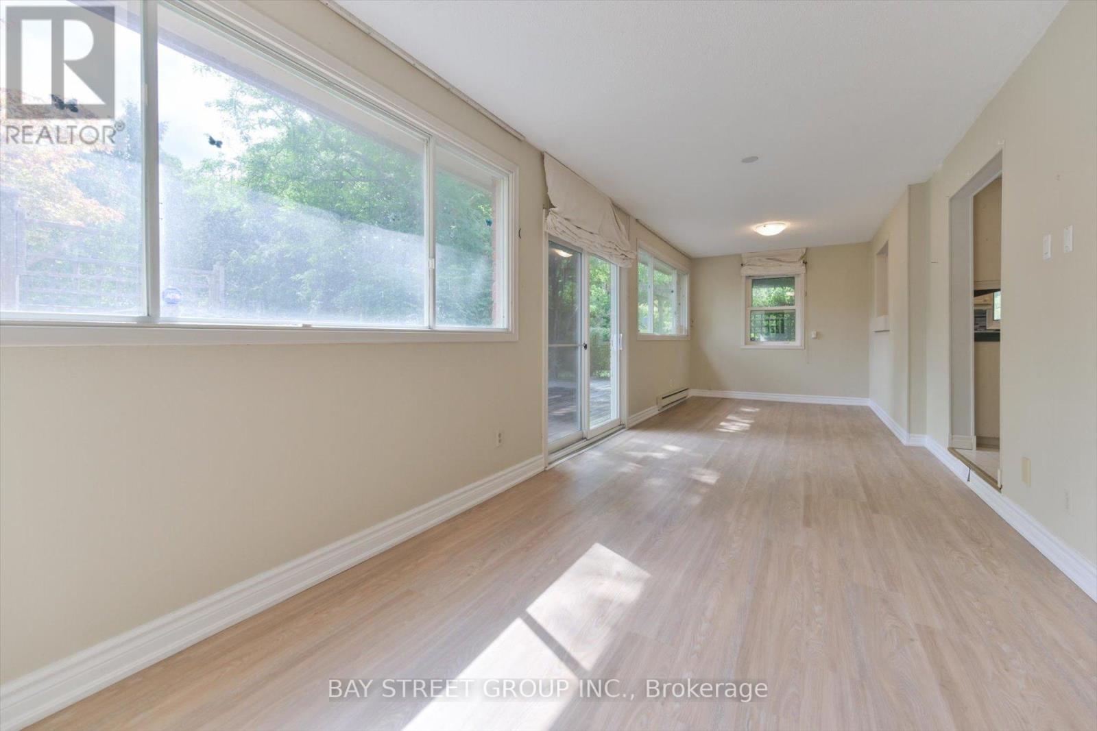 33 Kilchurn Castle Drive, Toronto, ON - Indoor Photo Showing Other Room