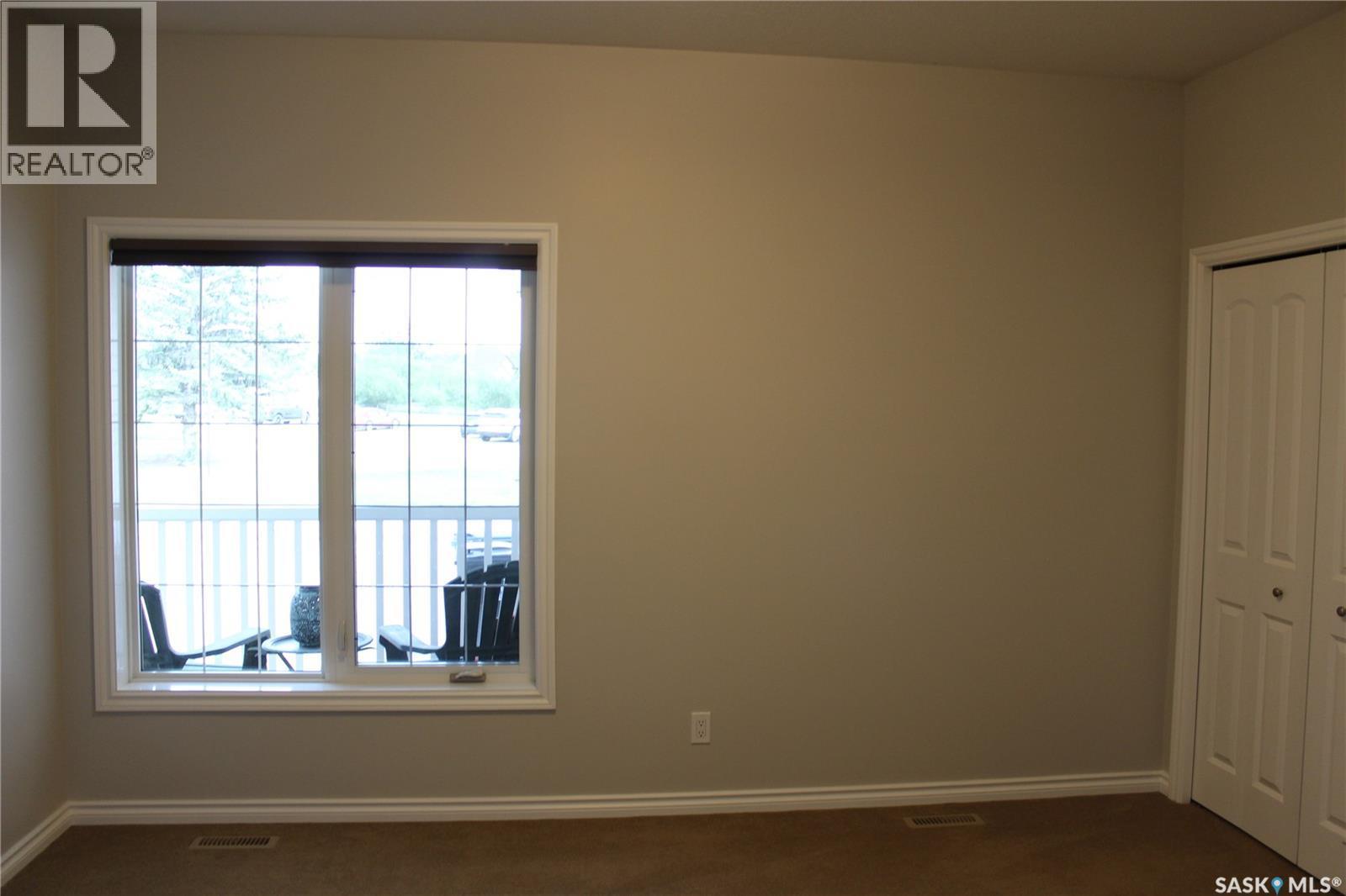 108 Erickson Street, Midale, SK - Indoor Photo Showing Other Room