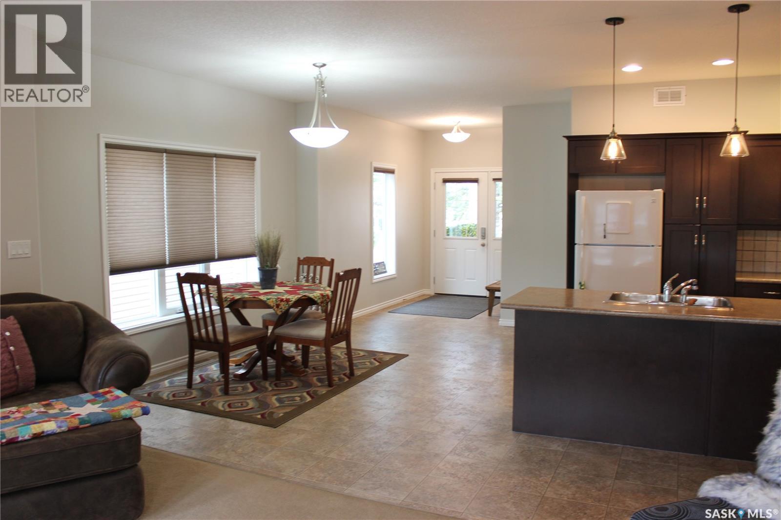 108 Erickson Street, Midale, SK - Indoor