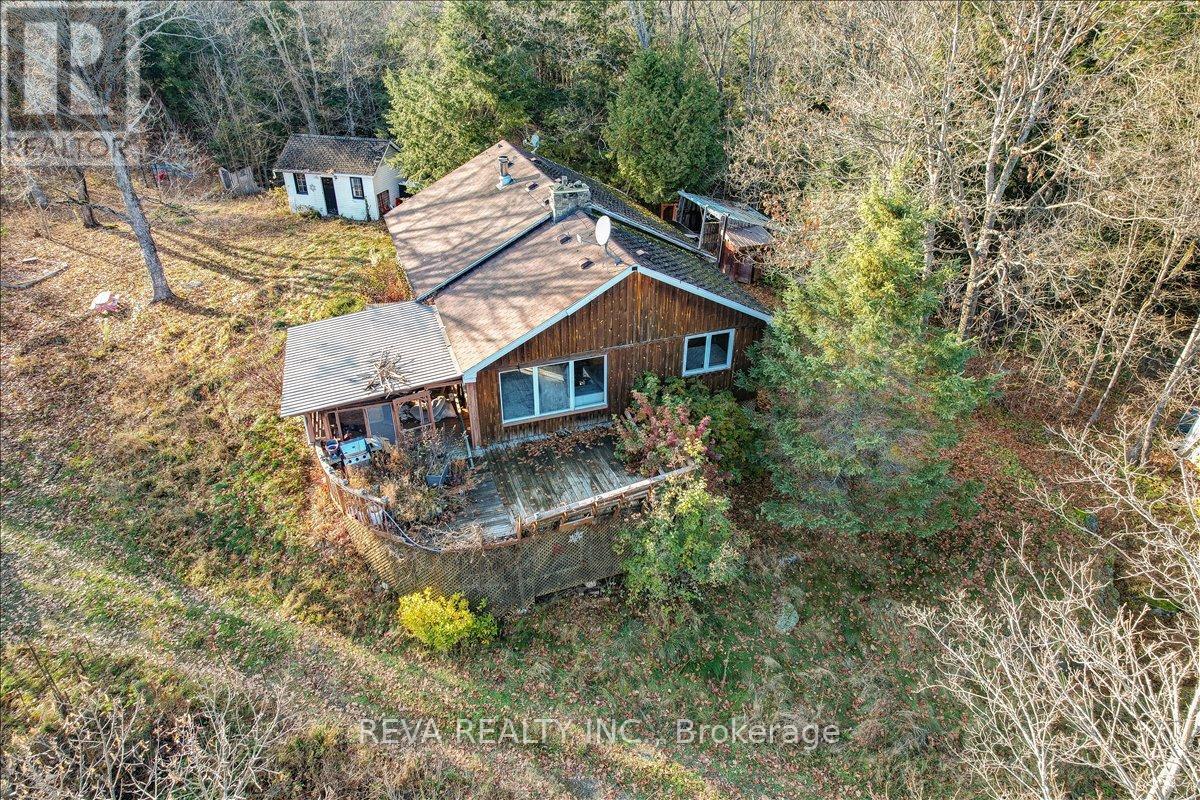 329B Hutson Lake Road, Greater Madawaska, ON