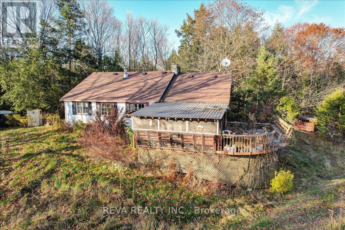 329B Hutson Lake Road, Greater Madawaska, ON