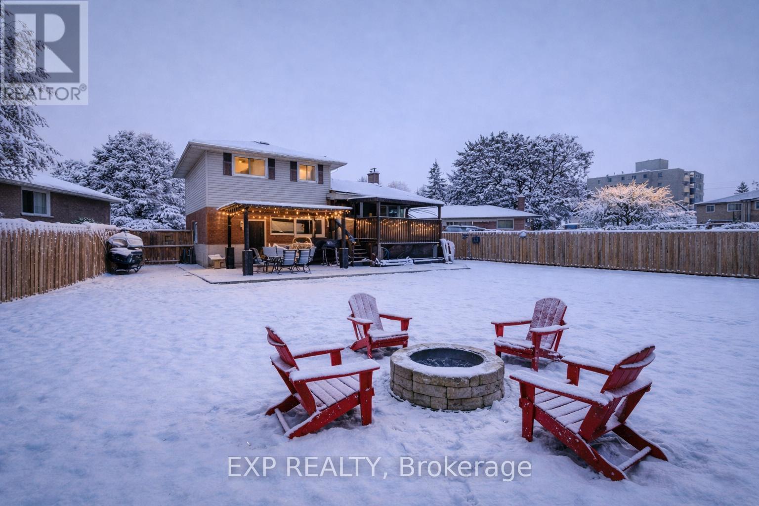 36 Blackfriars Place, Kitchener, ON - Outdoor