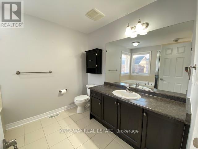 26 Cedarcrest Street, Caledon, ON - Indoor Photo Showing Bathroom