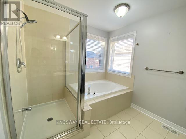 26 Cedarcrest Street, Caledon, ON - Indoor Photo Showing Bathroom