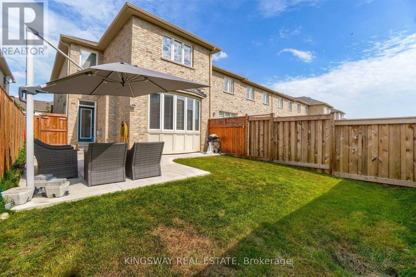 26 Cedarcrest Street, Caledon, ON - Outdoor