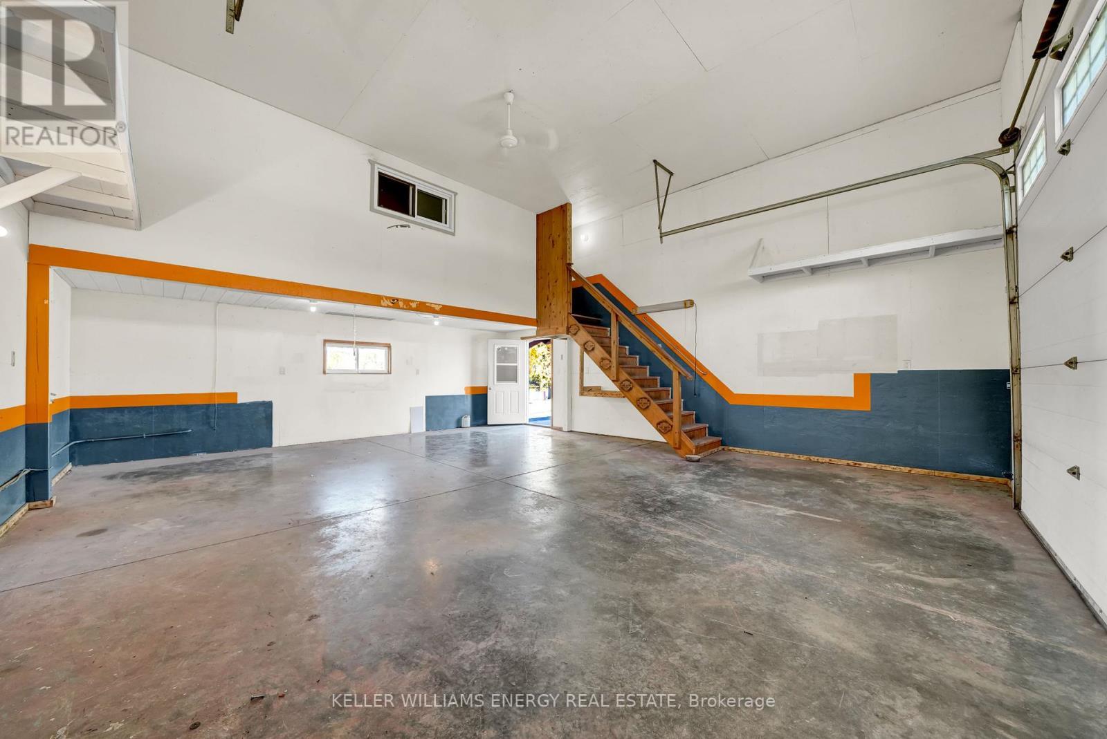 141 Stoco Road, Tweed (Hungerford (Twp)), ON - Indoor Photo Showing Garage