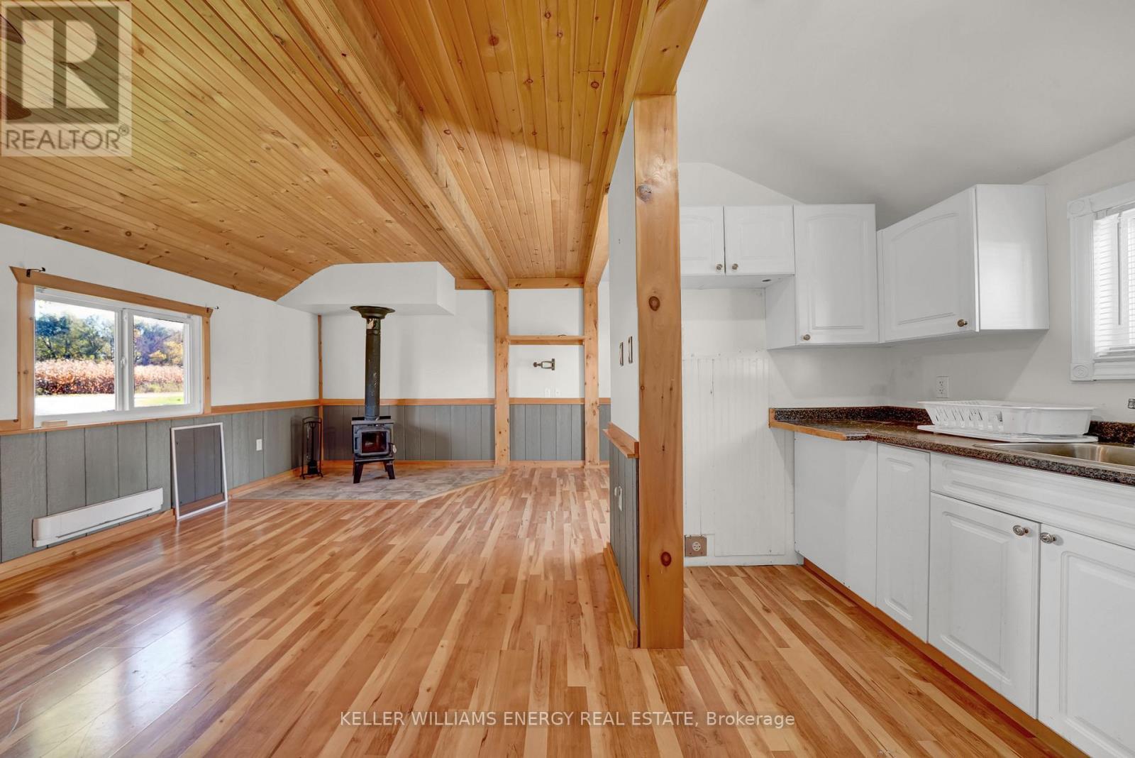 141 Stoco Road, Tweed (Hungerford (Twp)), ON - Indoor Photo Showing Kitchen