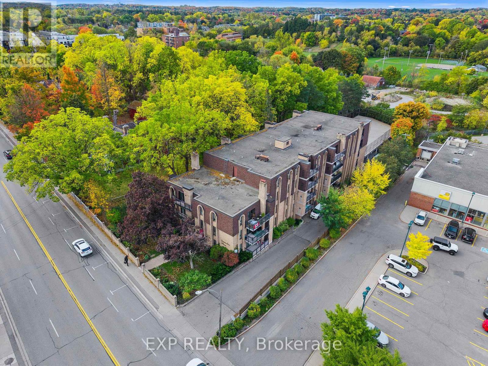 203 - 15390 Yonge Street, Aurora, ON - Outdoor With View