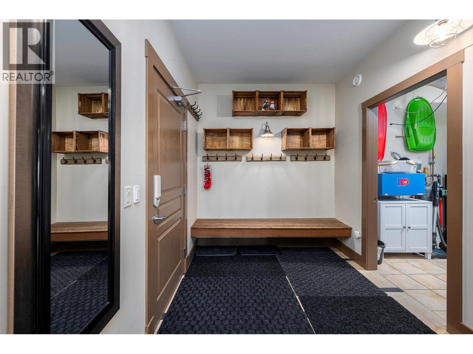 5085 Snowbird Way Unit# 103, Big White, BC - Indoor Photo Showing Other Room