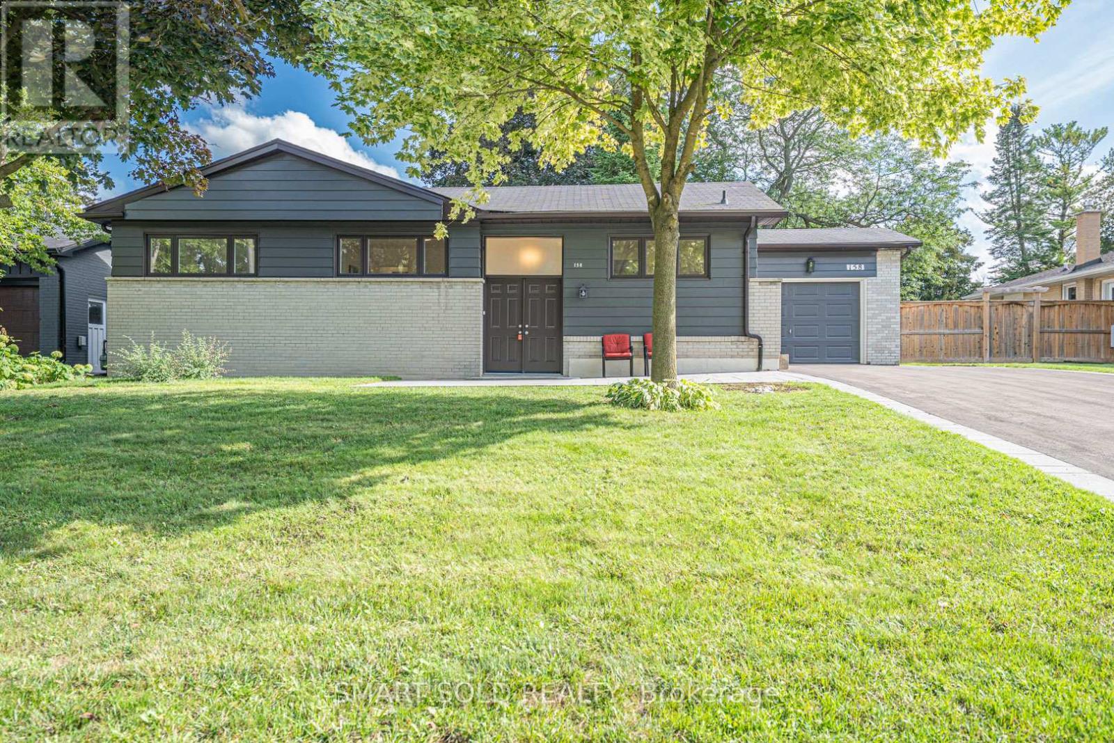 158 Park Avenue, Newmarket, ON - Outdoor