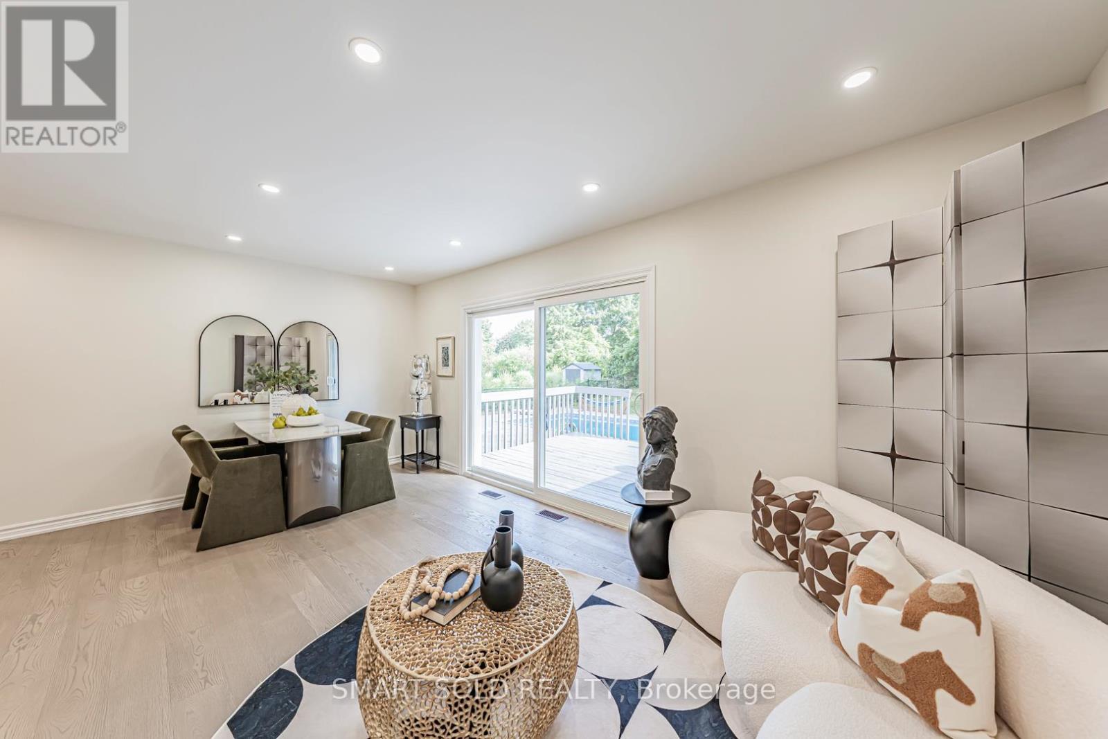 158 Park Avenue, Newmarket, ON - Indoor