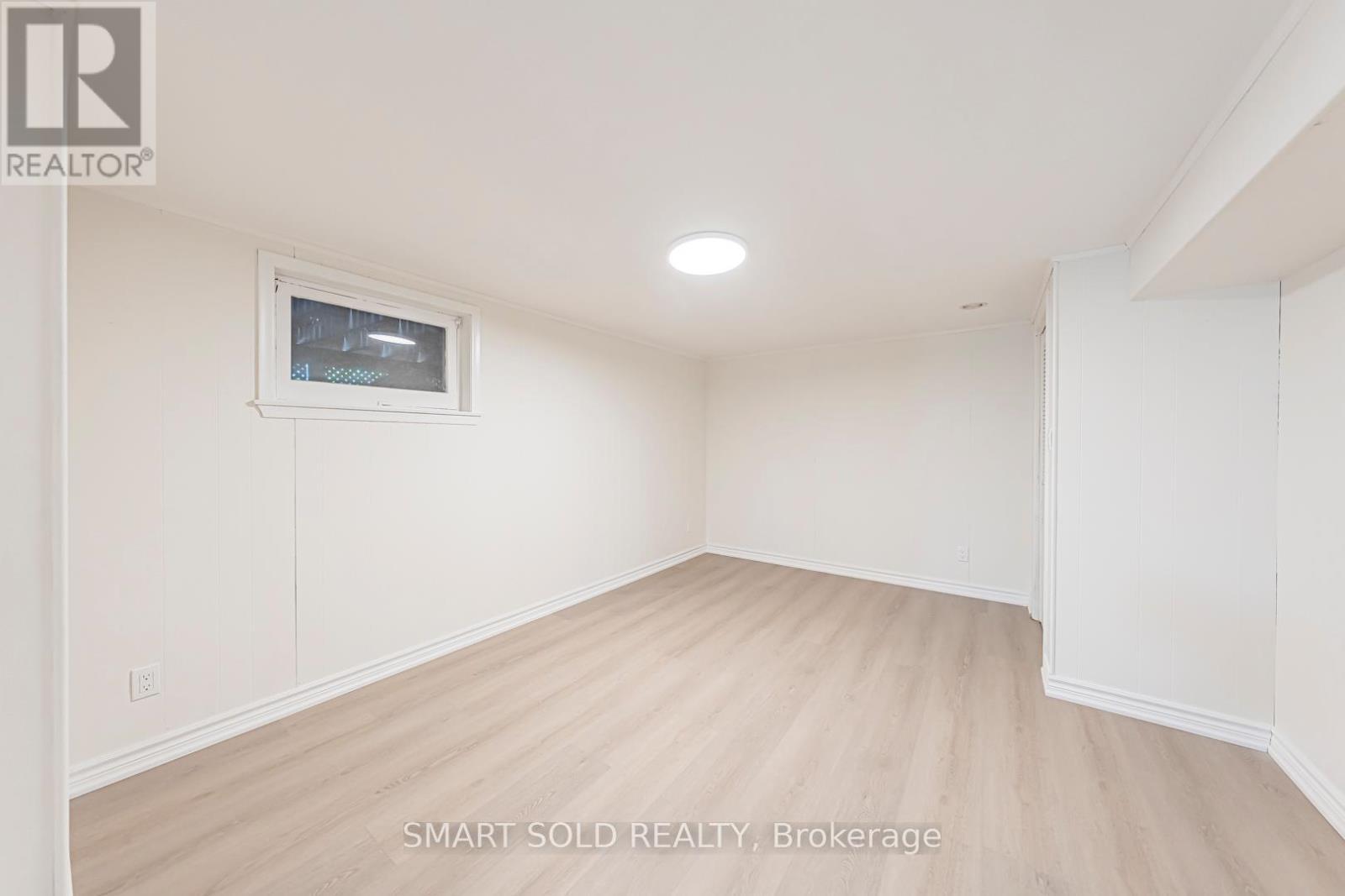 158 Park Avenue, Newmarket, ON - Indoor Photo Showing Other Room