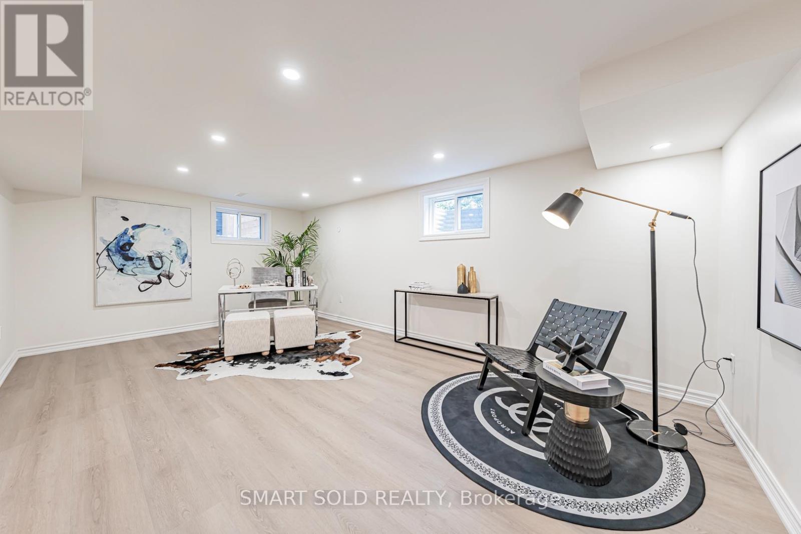 158 Park Avenue, Newmarket, ON - Indoor