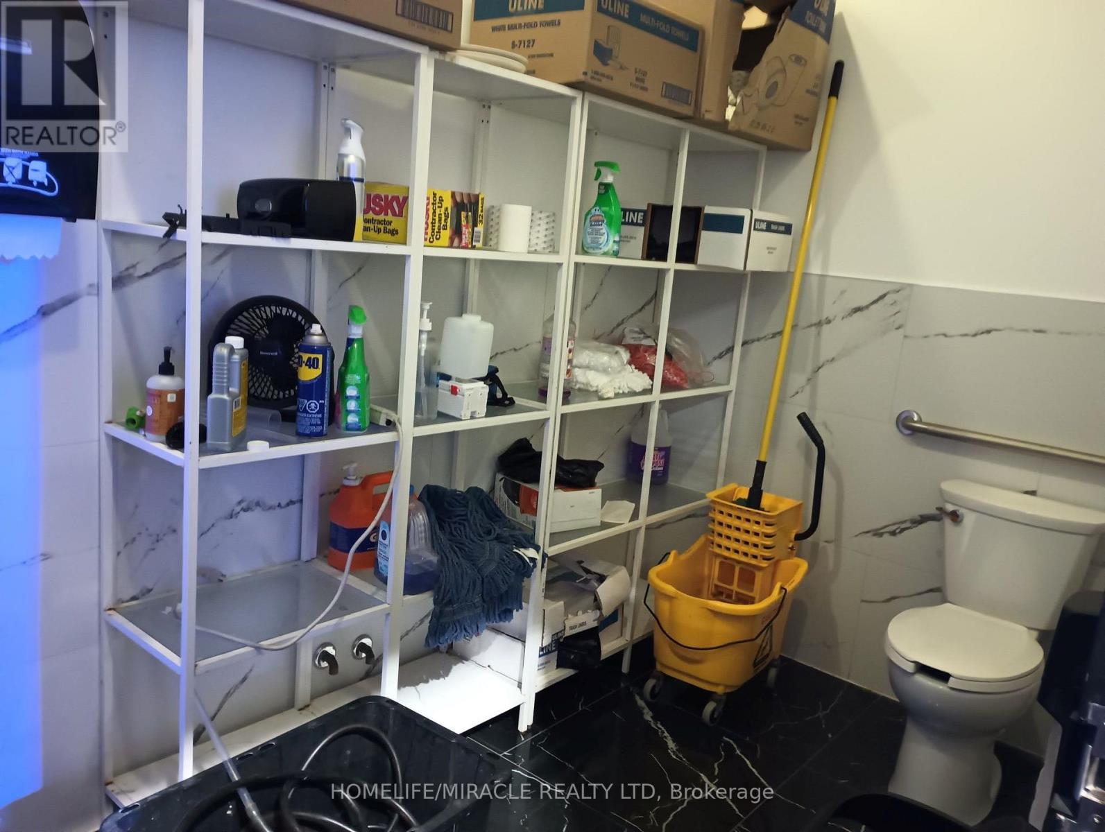 2 PC Bathroom - 11 - 35 Stoffel Drive, Toronto, ON