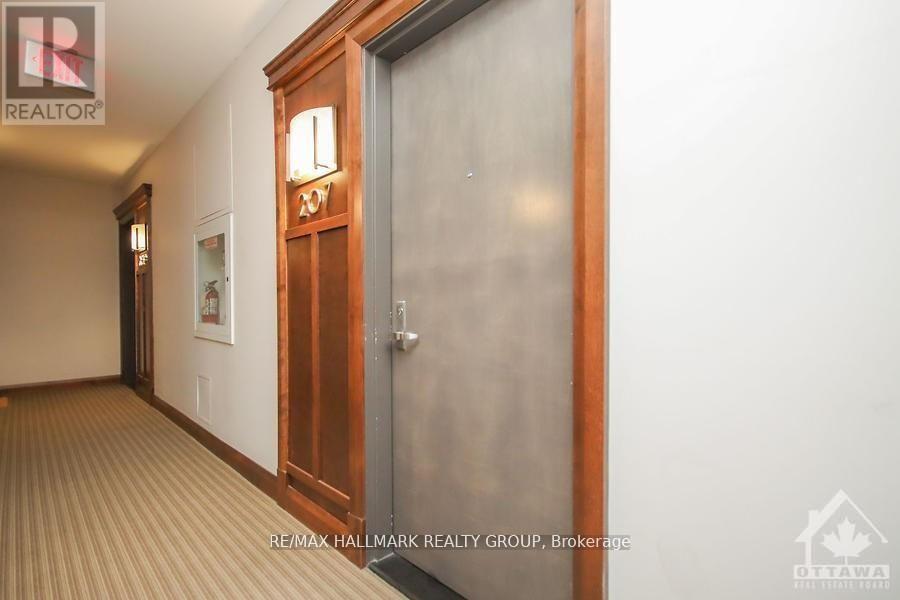 207 - 238 Besserer Street, Ottawa, ON - Indoor Photo Showing Other Room