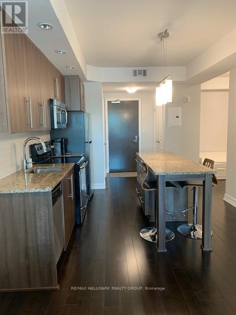 207 - 238 Besserer Street, Ottawa, ON - Indoor Photo Showing Kitchen