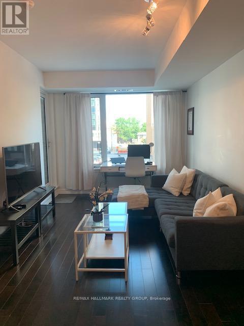 207 - 238 Besserer Street, Ottawa, ON - Indoor Photo Showing Living Room