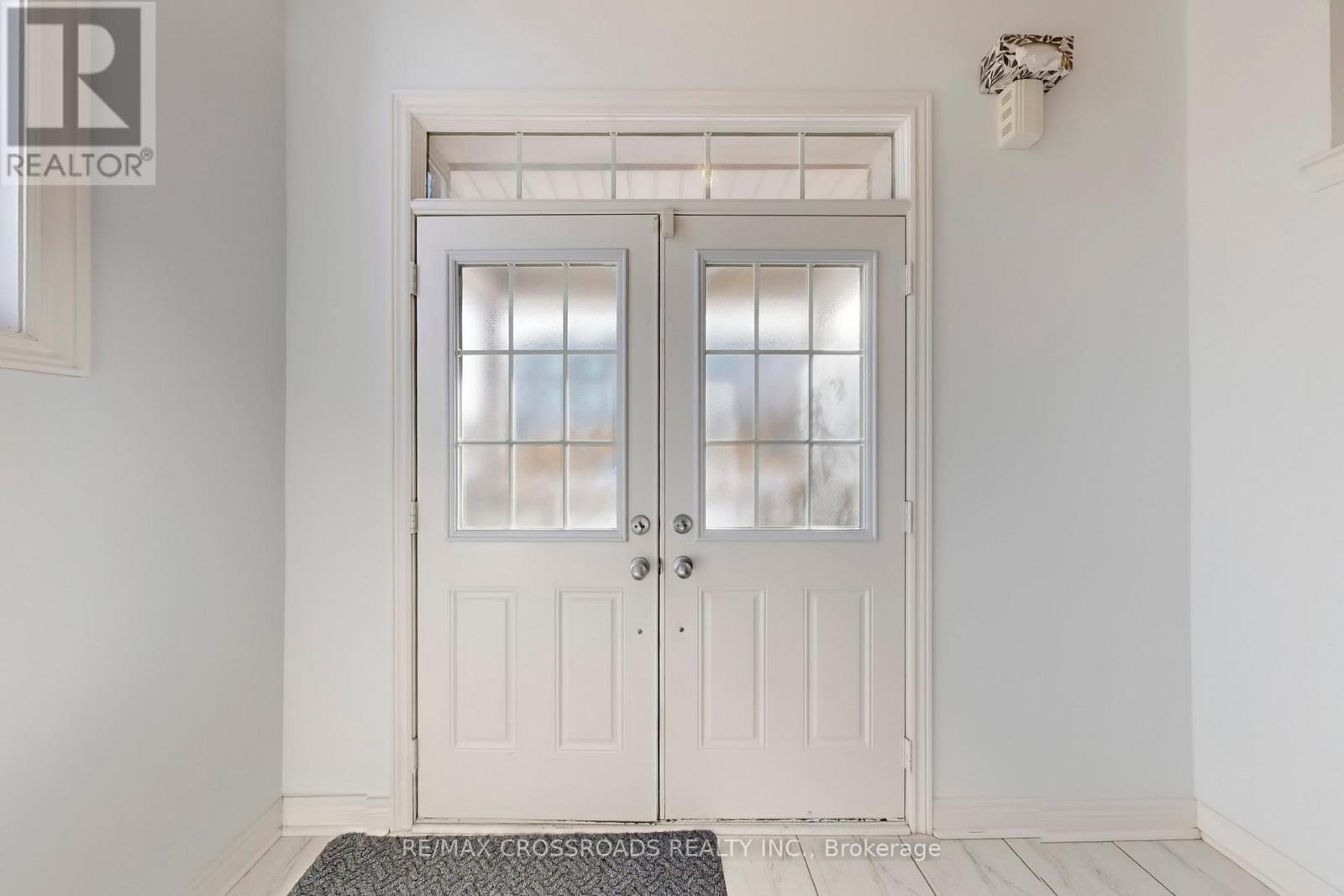 76 Rustle Woods Avenue, Markham, ON - Indoor Photo Showing Other Room