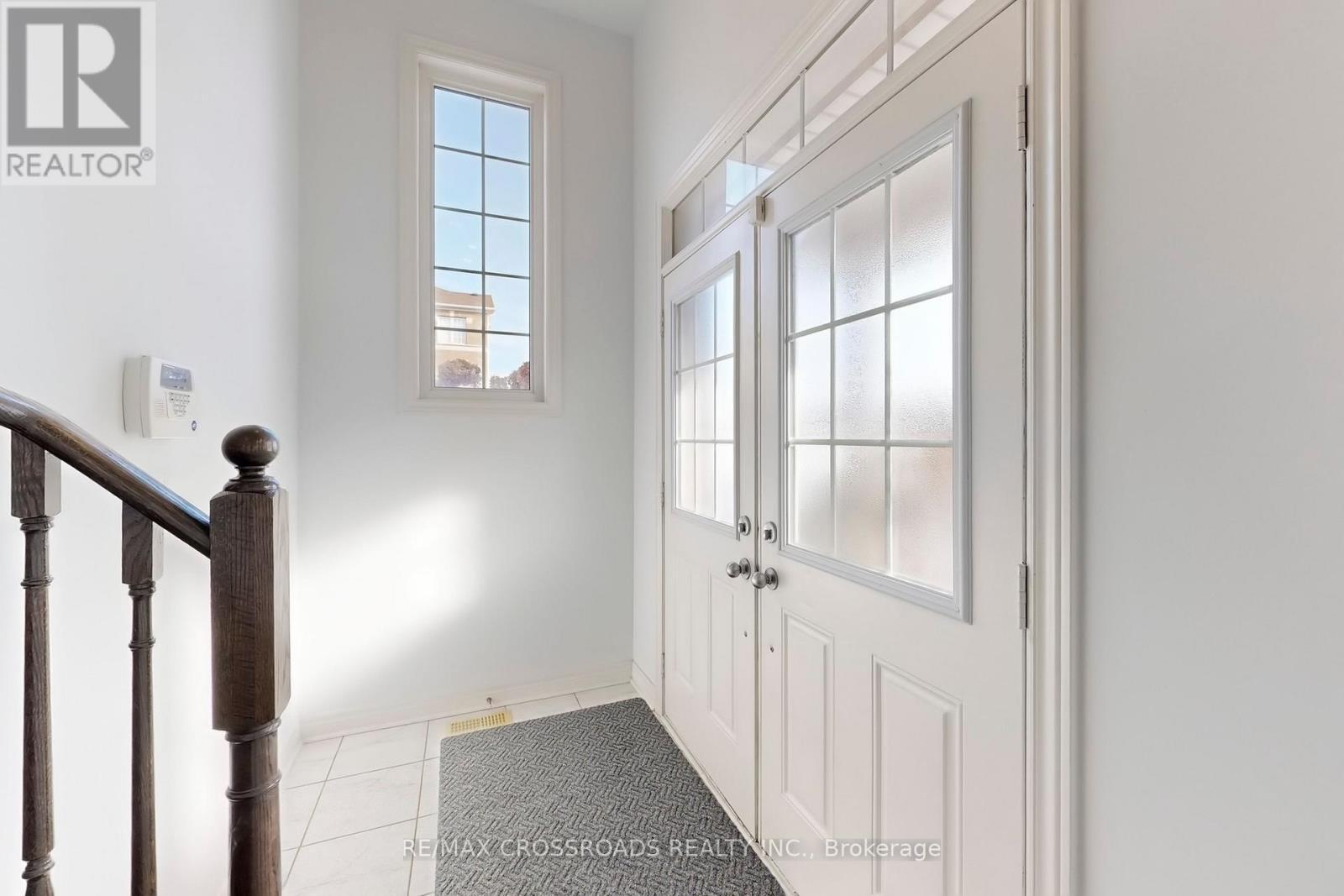 76 Rustle Woods Avenue, Markham, ON - Indoor Photo Showing Other Room