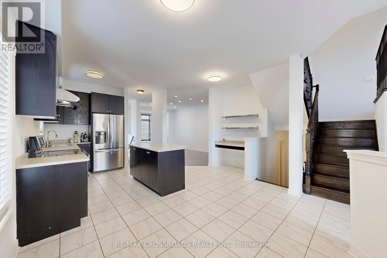 76 Rustle Woods Avenue, Markham, ON - Indoor Photo Showing Kitchen With Stainless Steel Kitchen