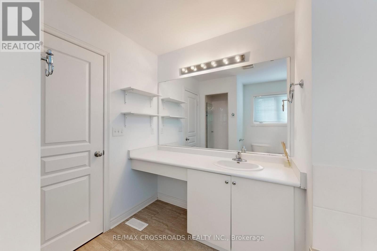 76 Rustle Woods Avenue, Markham, ON - Indoor Photo Showing Bathroom