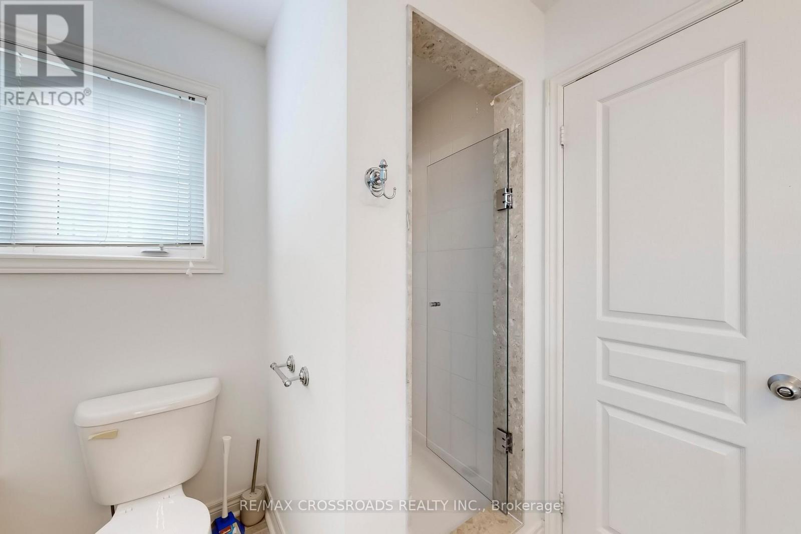 76 Rustle Woods Avenue, Markham, ON - Indoor Photo Showing Bathroom