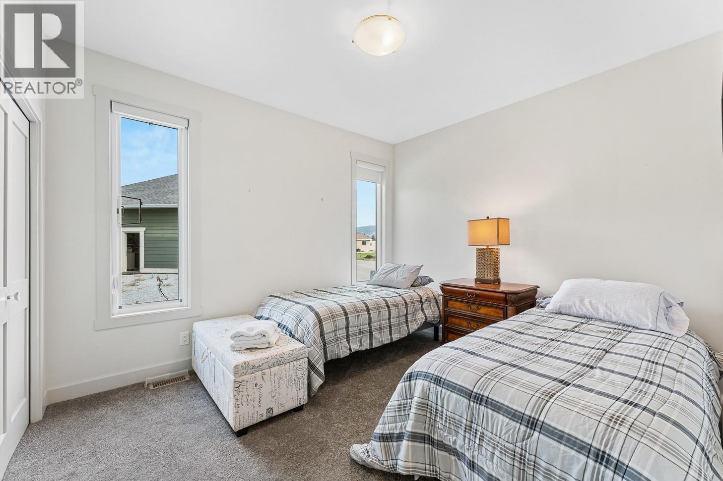 3022 Dunster Road, Kelowna, BC - Indoor Photo Showing Bedroom