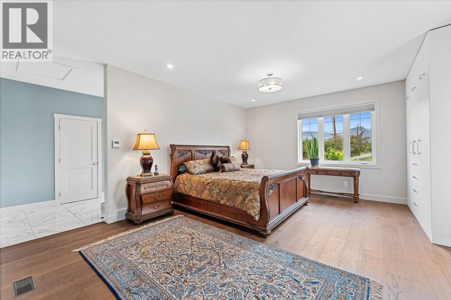 3022 Dunster Road, Kelowna, BC - Indoor Photo Showing Bedroom