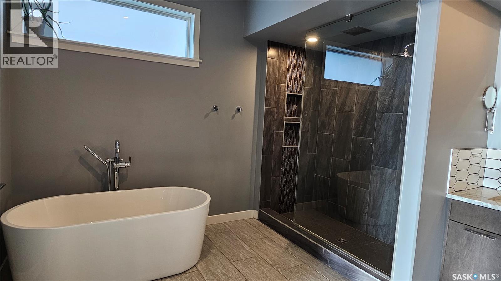 17 Pape Drive, Humboldt Rm No. 370, SK - Indoor Photo Showing Bathroom