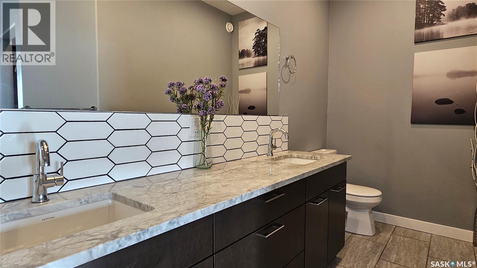 17 Pape Drive, Humboldt Rm No. 370, SK - Indoor Photo Showing Bathroom