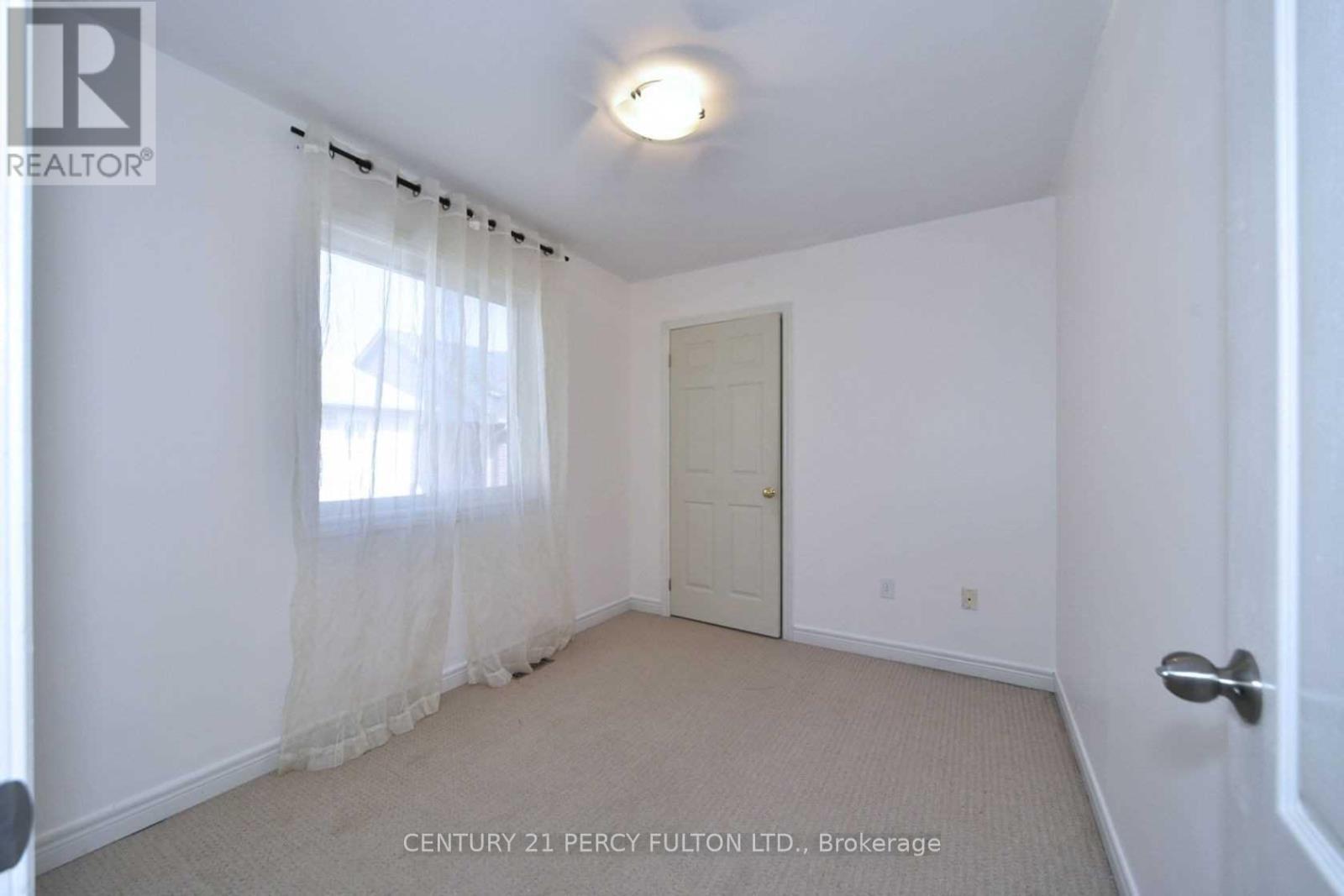 Main+2Nd Flr - 65 Aldonschool Court, Ajax, ON - Indoor Photo Showing Other Room