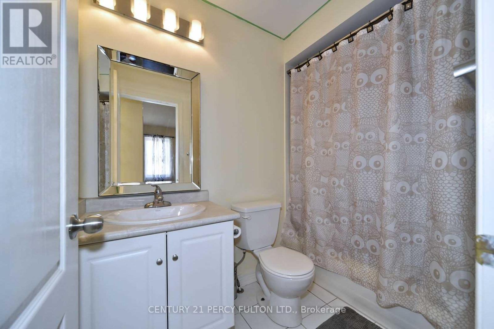 Main+2Nd Flr - 65 Aldonschool Court, Ajax, ON - Indoor Photo Showing Bathroom