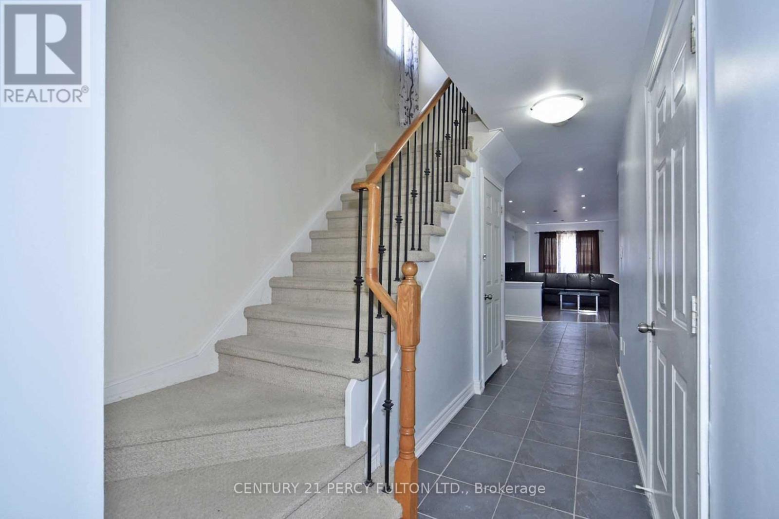 Main+2Nd Flr - 65 Aldonschool Court, Ajax, ON - Indoor Photo Showing Other Room