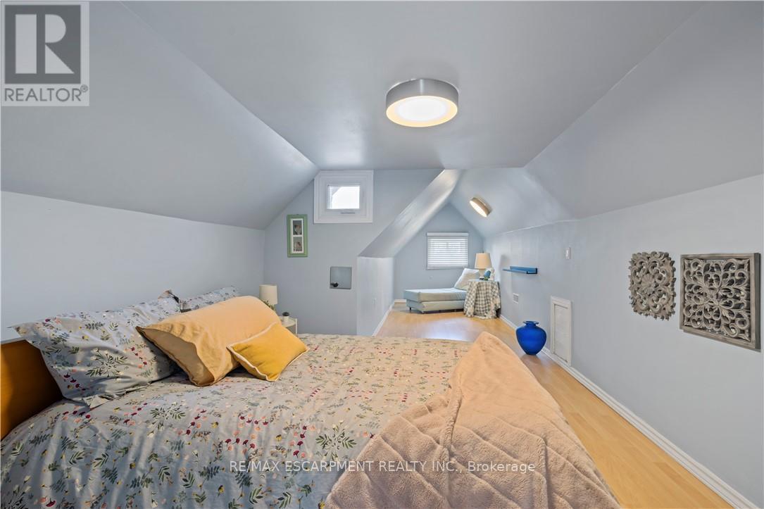 406 Margueretta Street, Toronto, ON - Indoor Photo Showing Bedroom